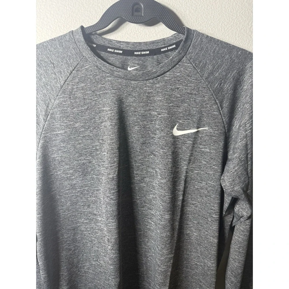 NWT‎ Nike Men's Medium Hydroguard Swim Shirt Long Sleeve UPF 40+ Heather Gray