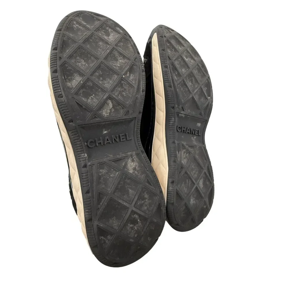 CHANEL interlocking cc