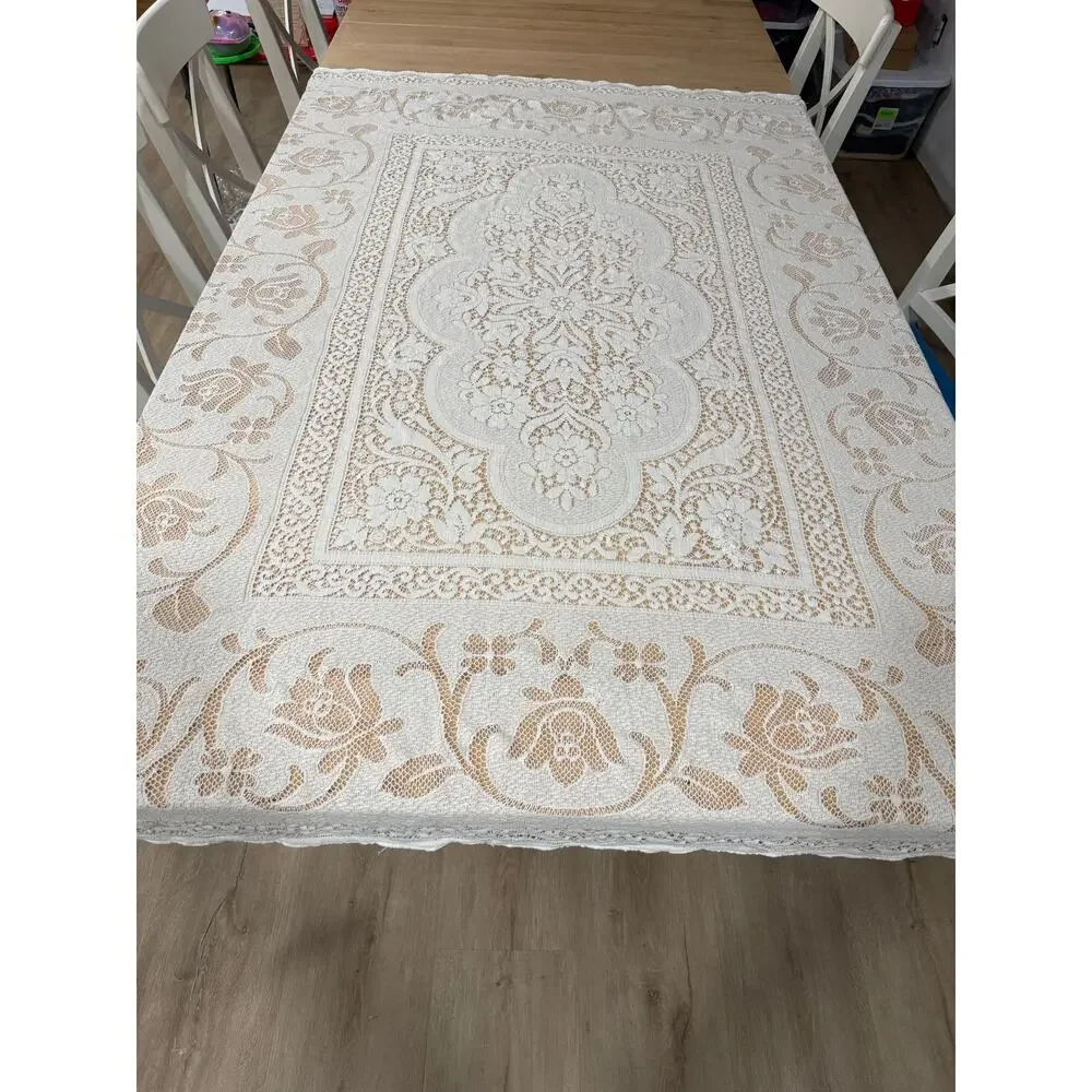 QUACKER vintage lace