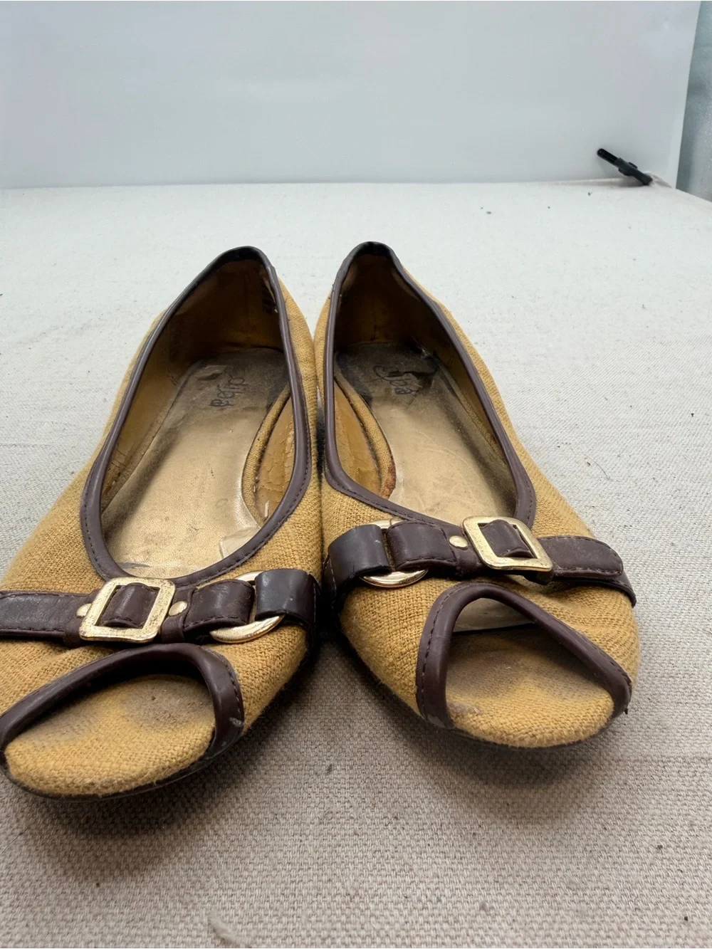Diba comfortable mustard