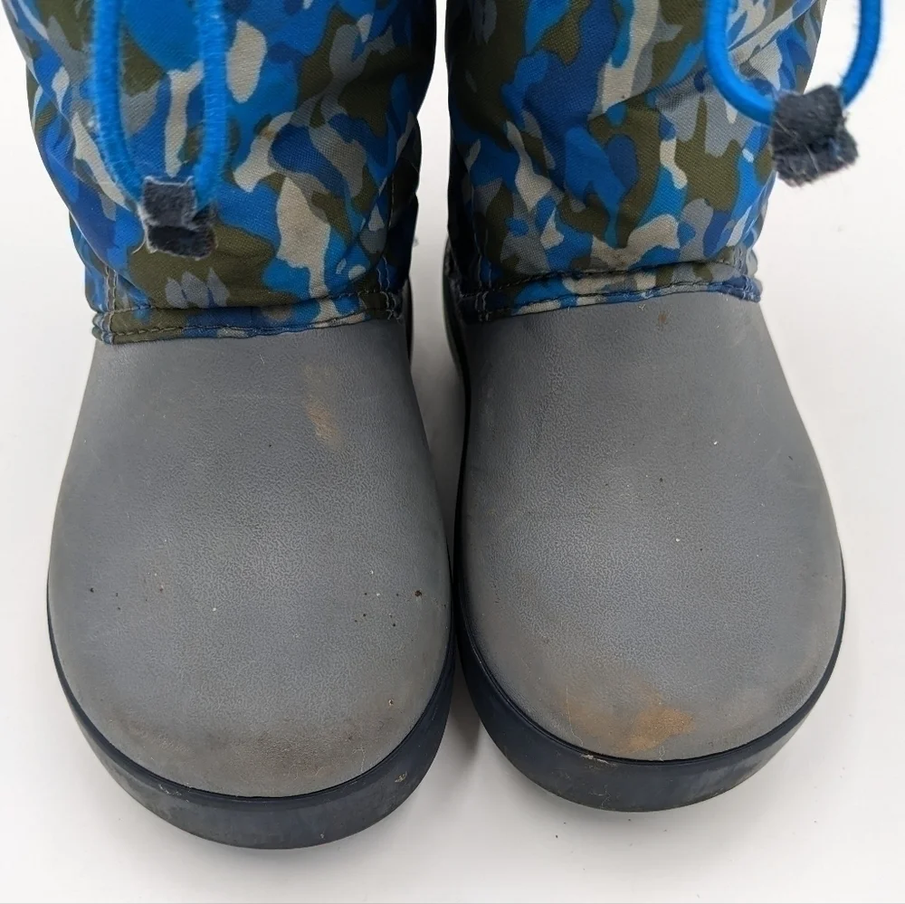 CROCS pre owned