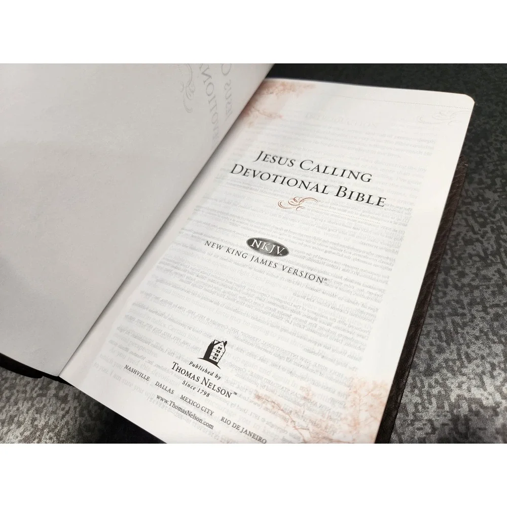 Thomas Nelson Jesus Calling Devotional Bible NKJV Espresso Leathersoft ~ NEW