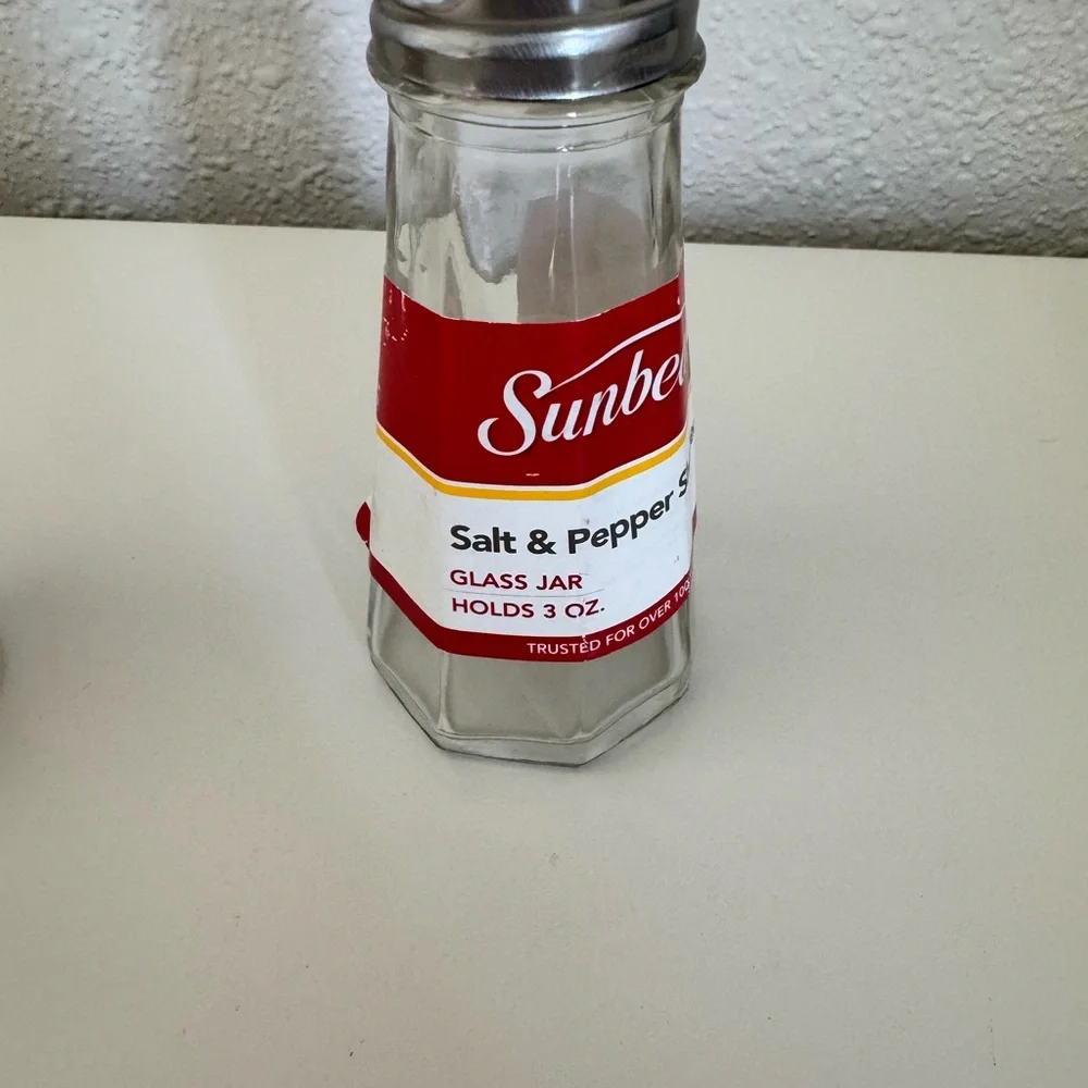 Sunbeam glass jar
