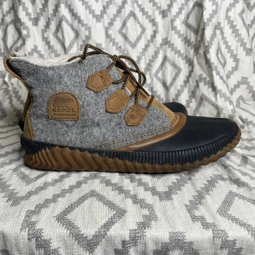Sorel Womens Size 11 Gray Duck Waterproof NL3150-052‎