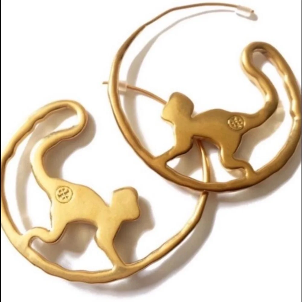 Tory Burch molded figures