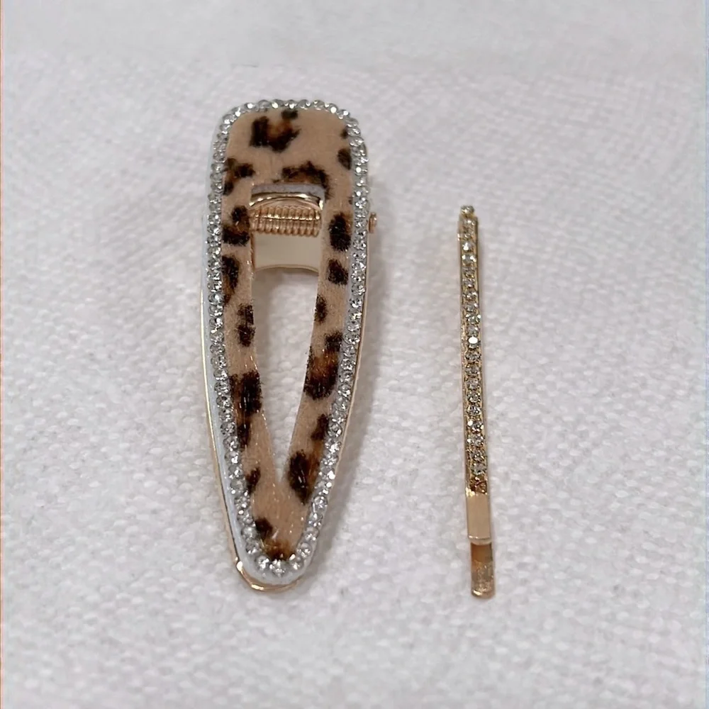 N/A boutique piece