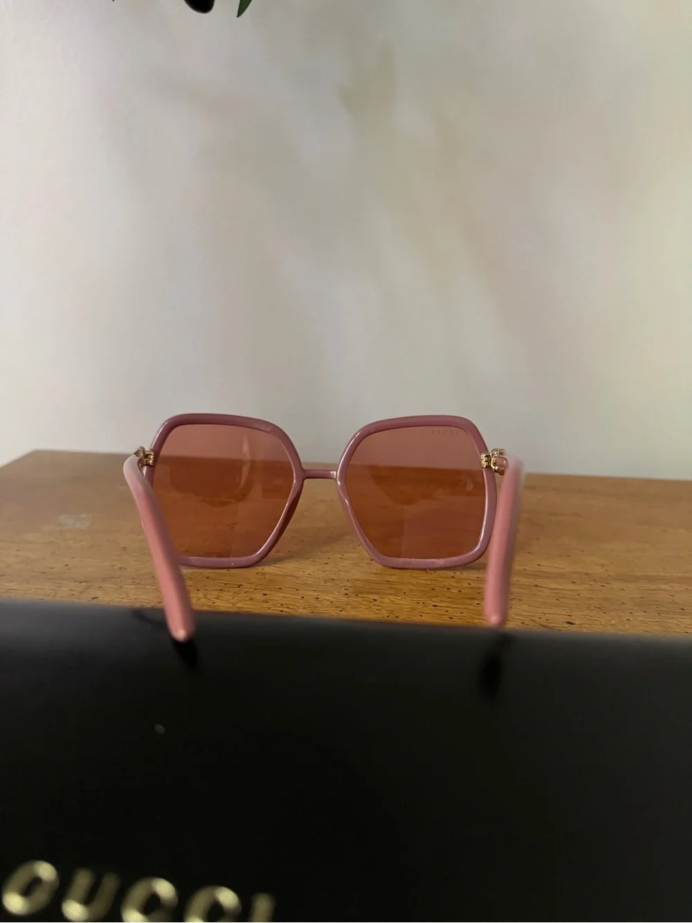 Gucci stylish sunglasses