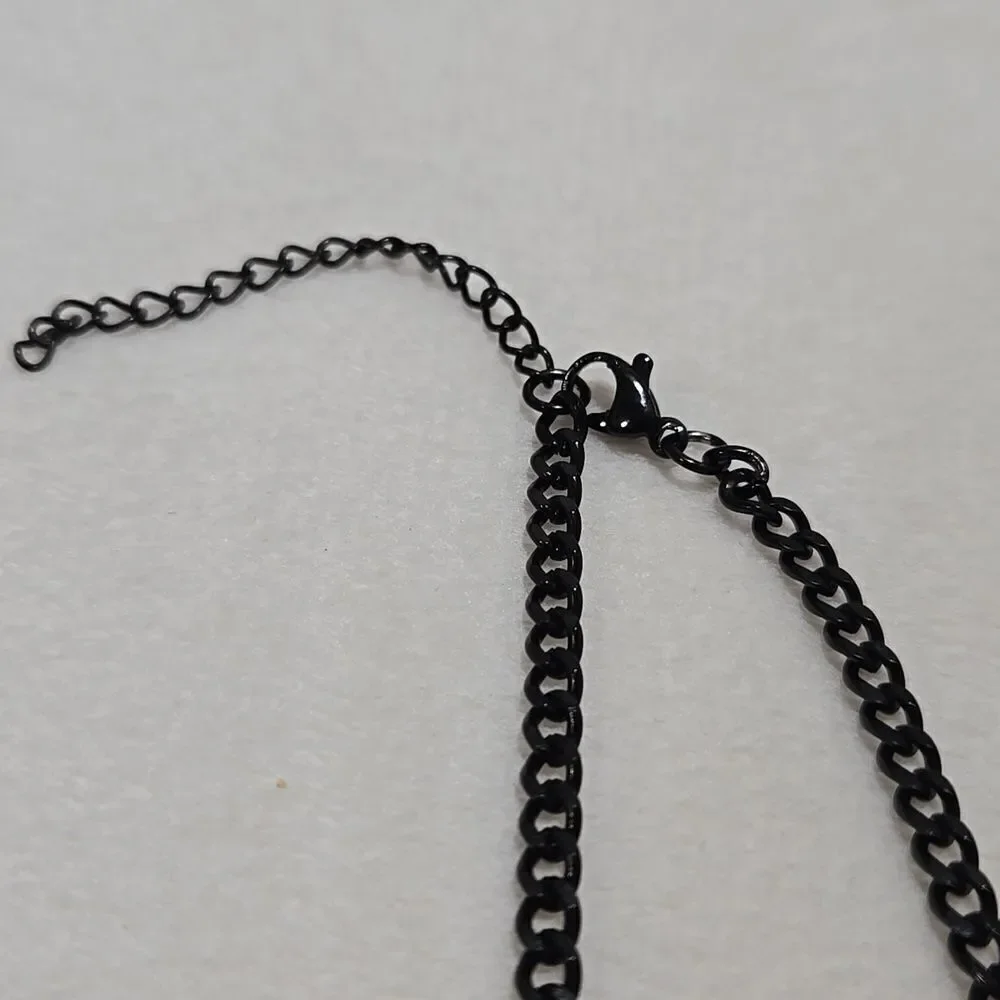 N/A stylish black
