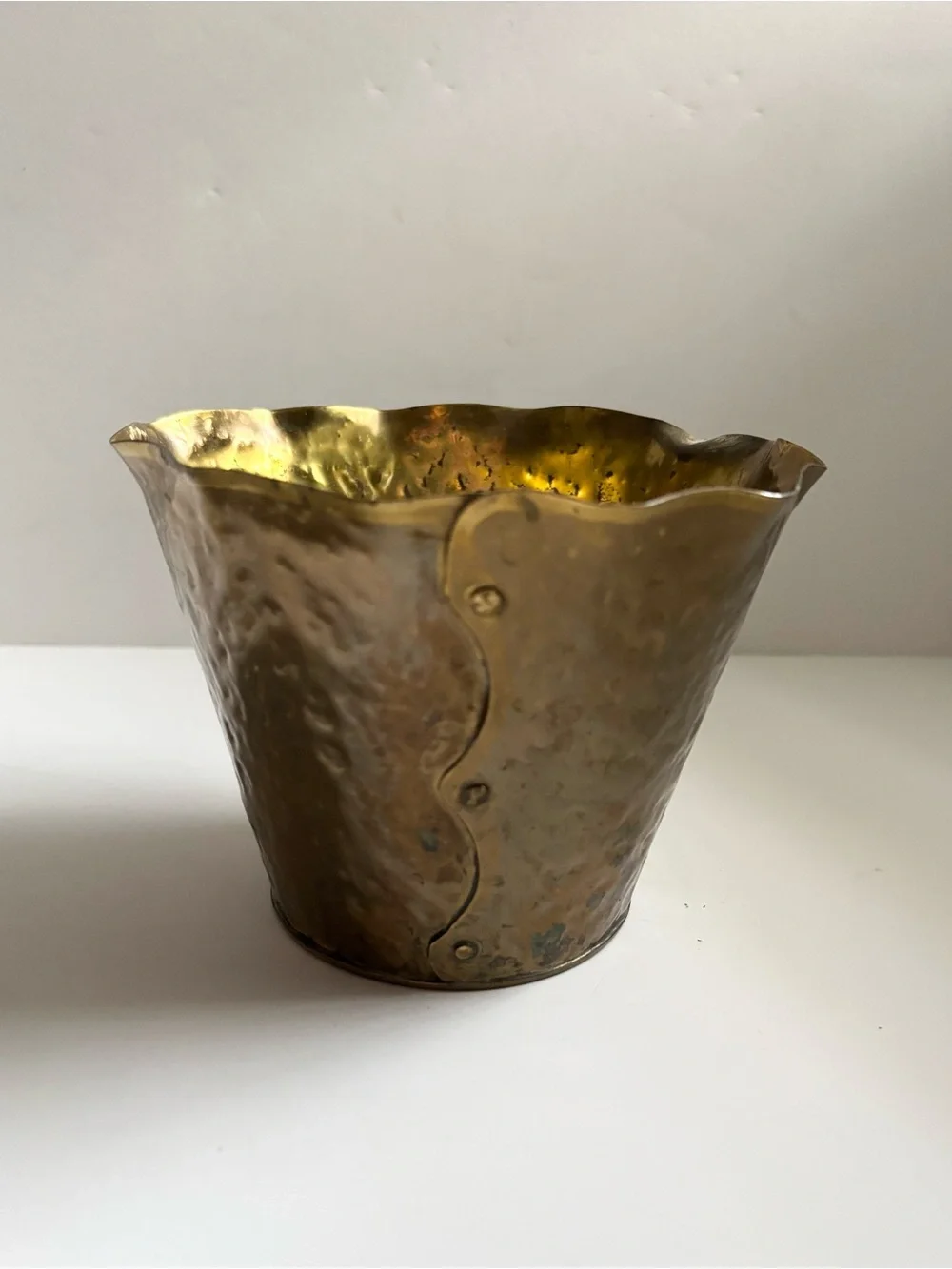 VINTAGE Hammered Brass Planter - Scalloped Edge, Patina, Retro Hollywood Regency