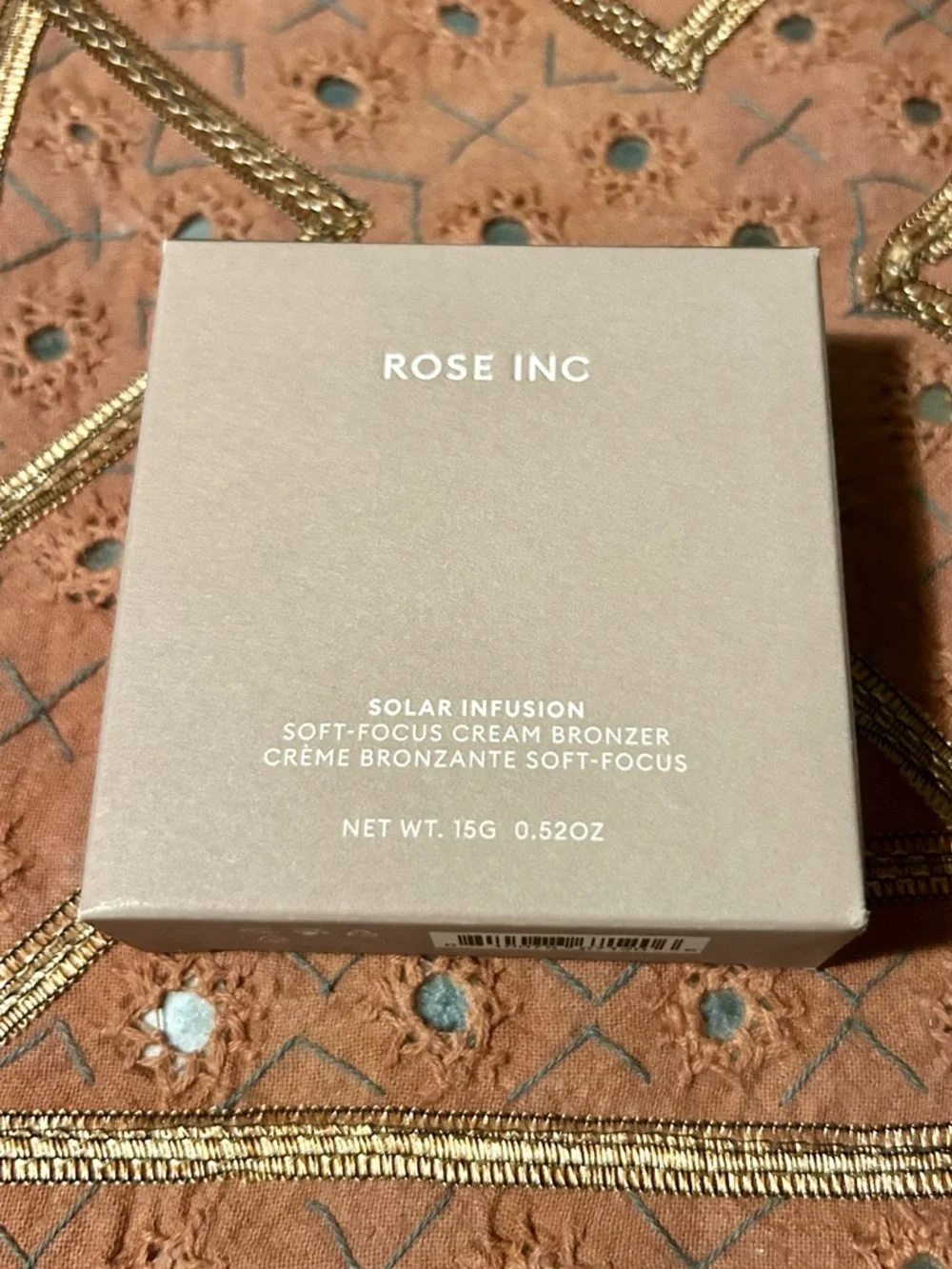 Rose Inc Solar Infusion Soft-Focus Cream Bronzer in Capri