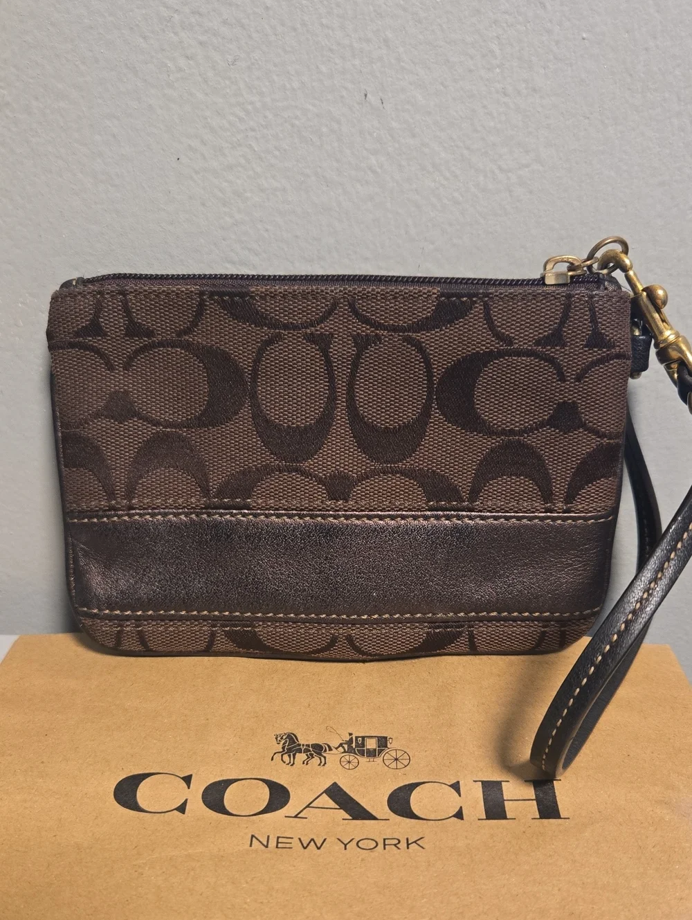 Coach classic wristlet