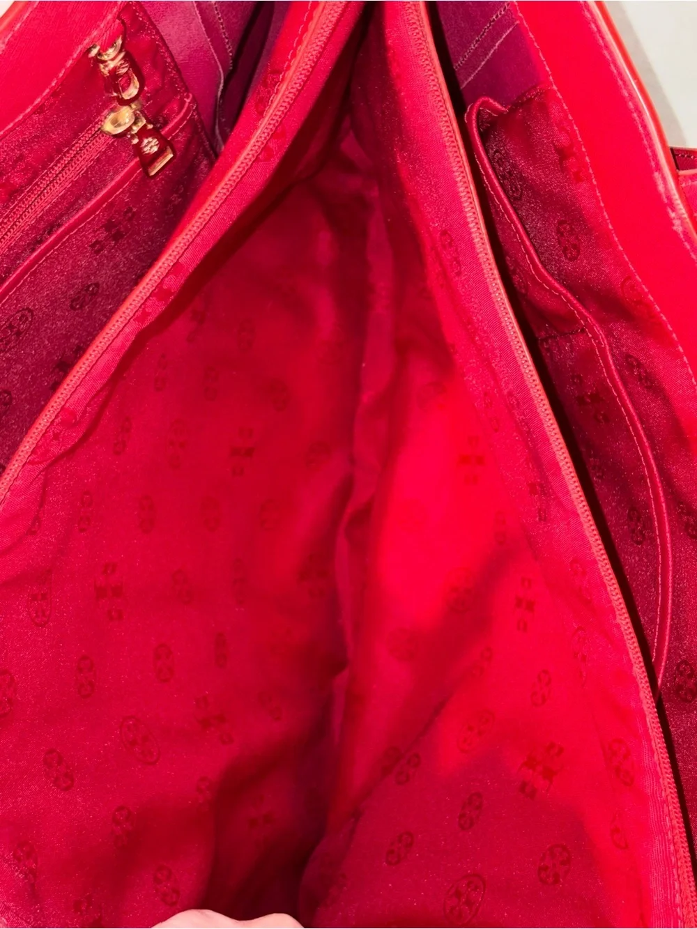 Tory Burch use design hardware