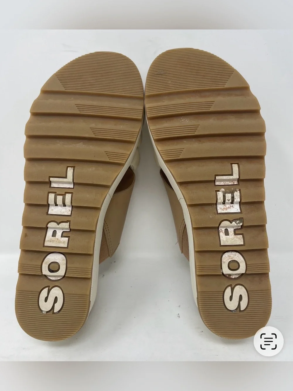 Sorel padded cross