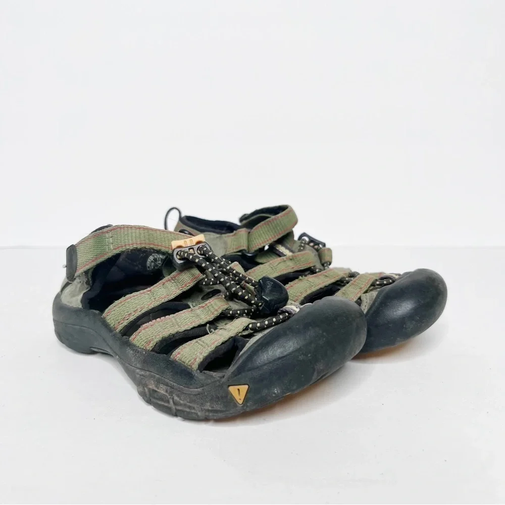 Keen Newport H2 Green Sandals Size 11 Toddler