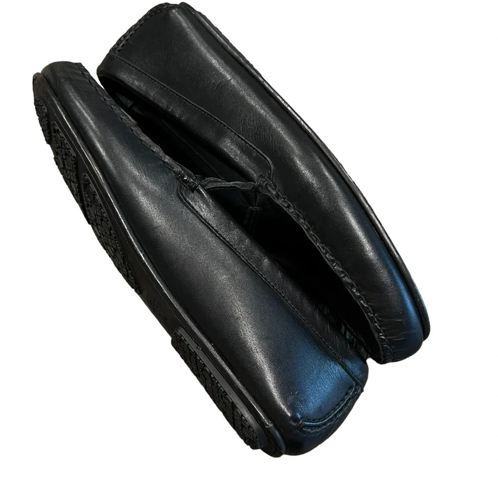 Allen Edmonds brand features