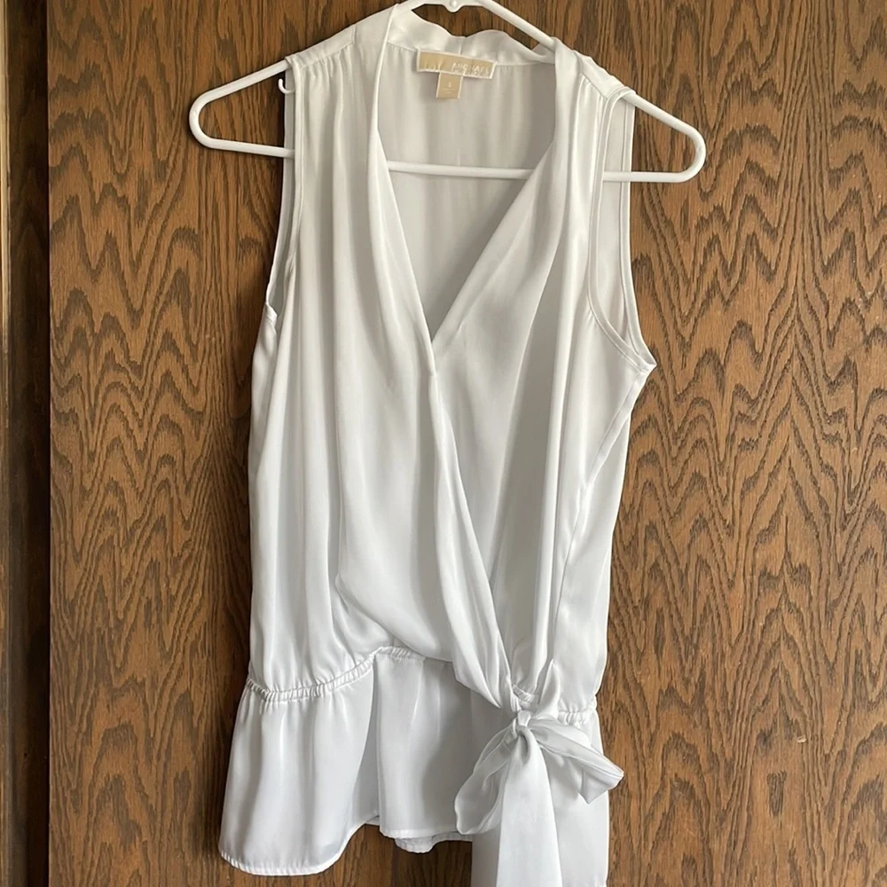 Michael Kors White Silk Sleeveless‎ Blouse