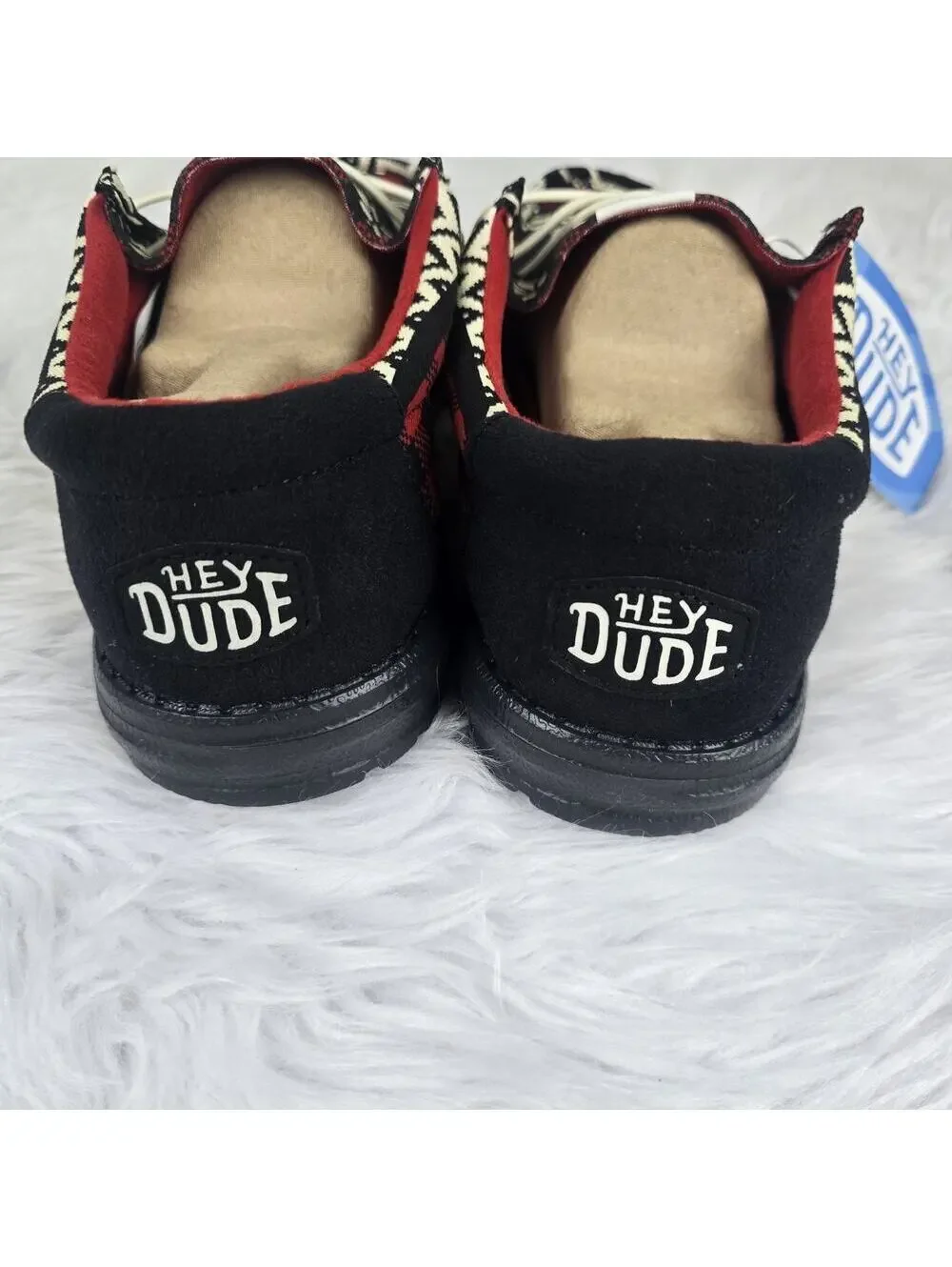 Hey Dude featuring flex
