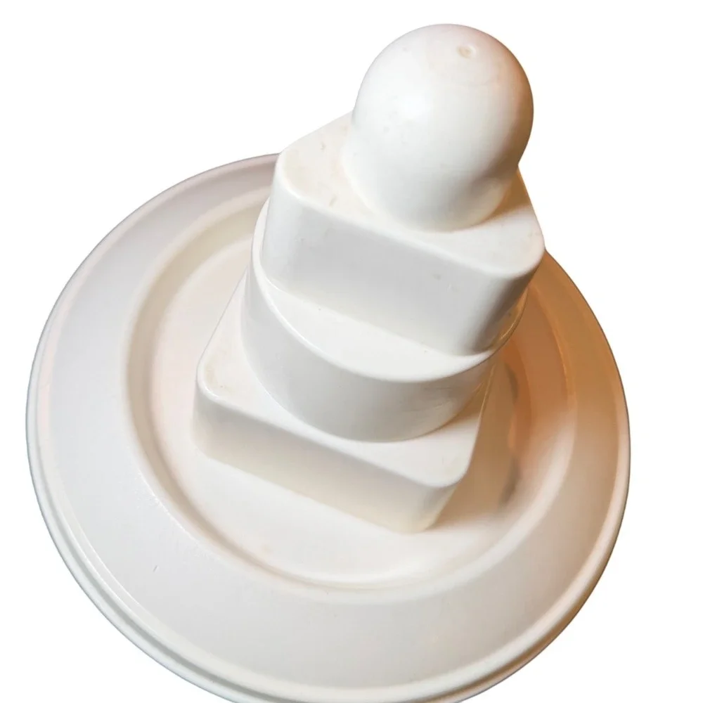 Tupperware colorful circle this