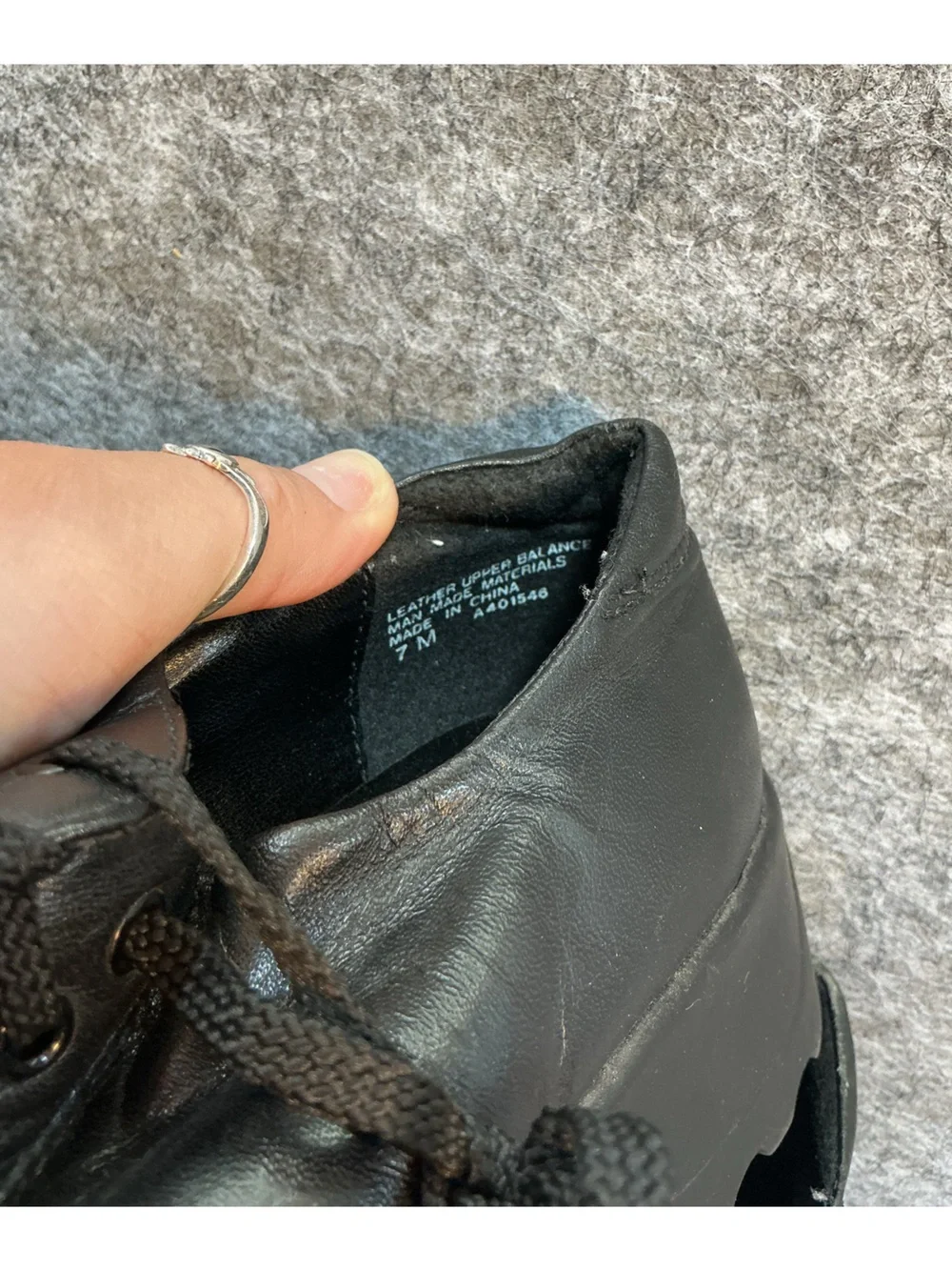 Kenneth Cole Reaction sleek black