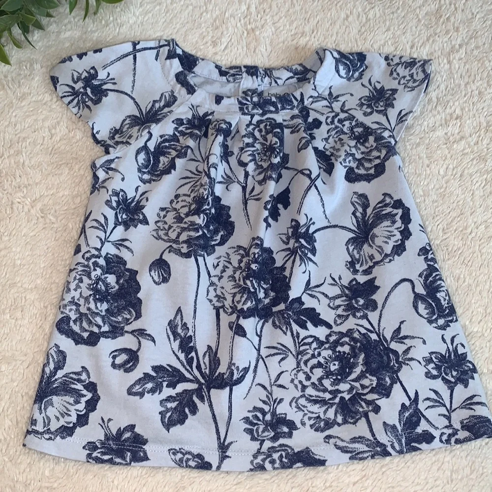 GAP Blue Floral Short Sleeve Top 3 EUC