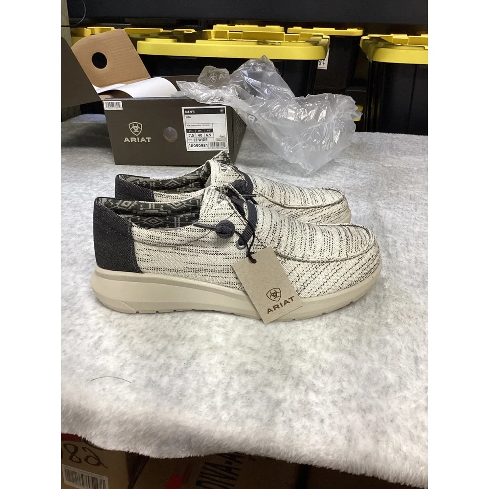 Ariat system white contrasting