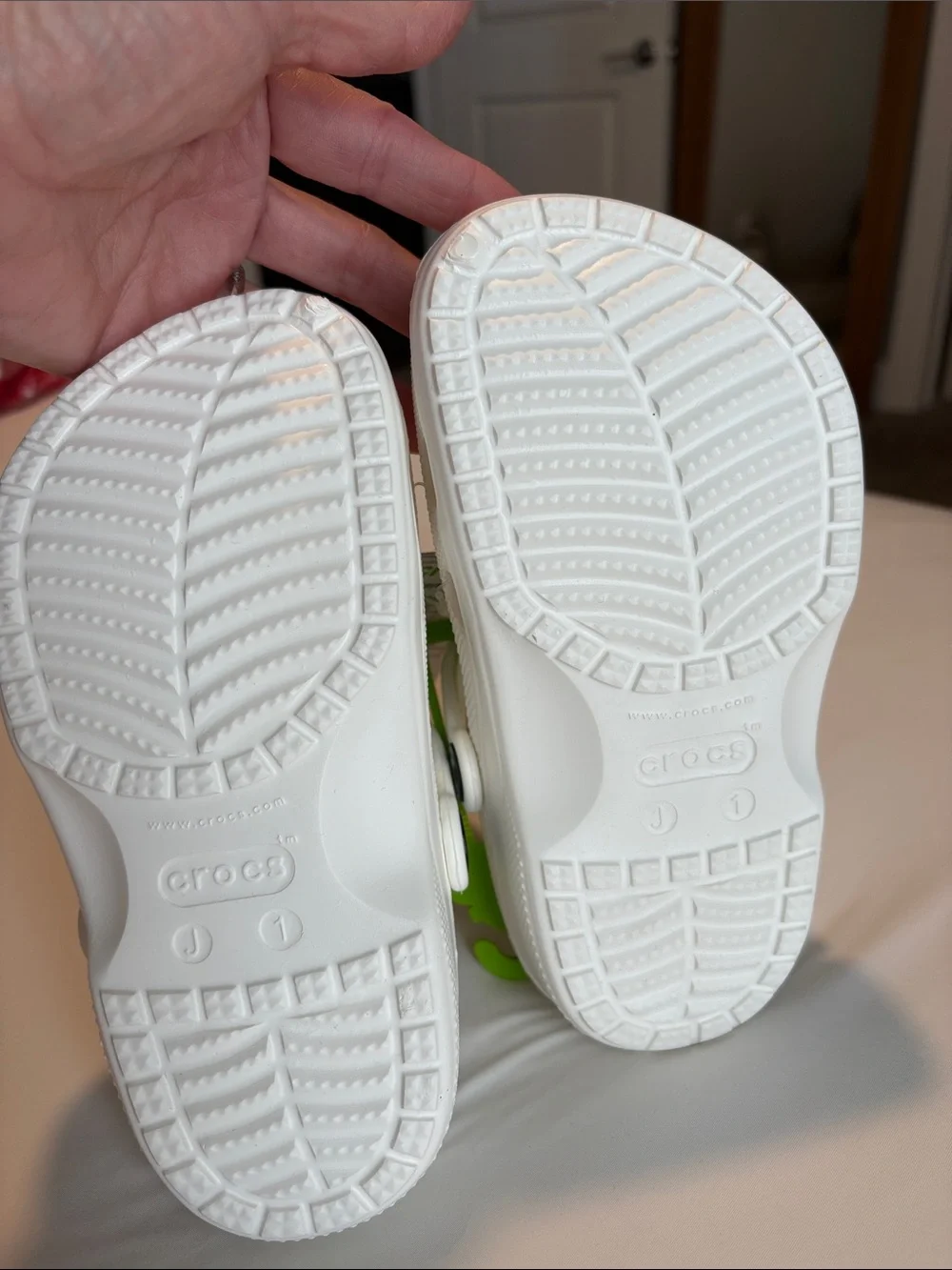 CROCS lightweight clogs
