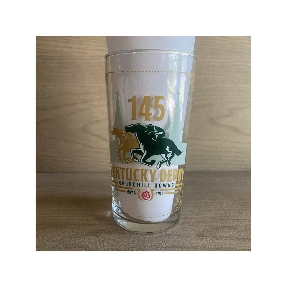 Kentucky Derby Glasses Churchill Downs 2019 Mint Julep 12 oz  EUC Display only