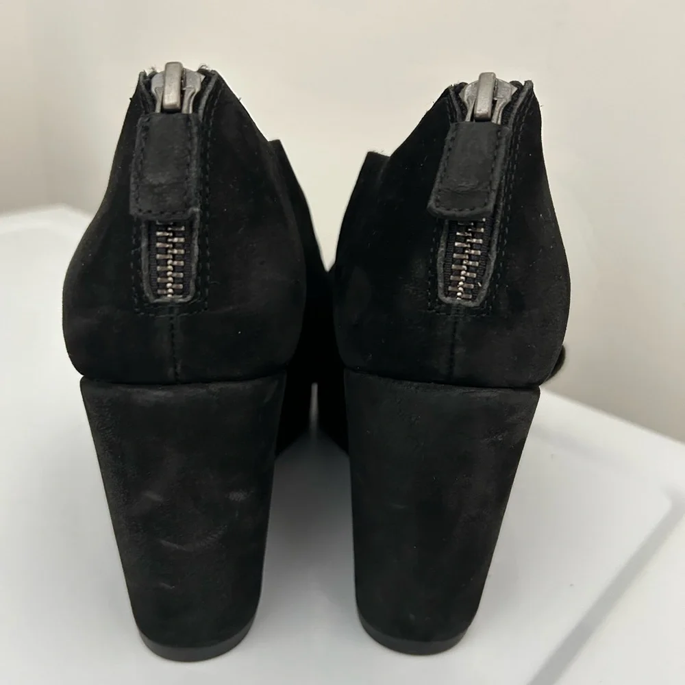 Eileen Fisher eileen fisher