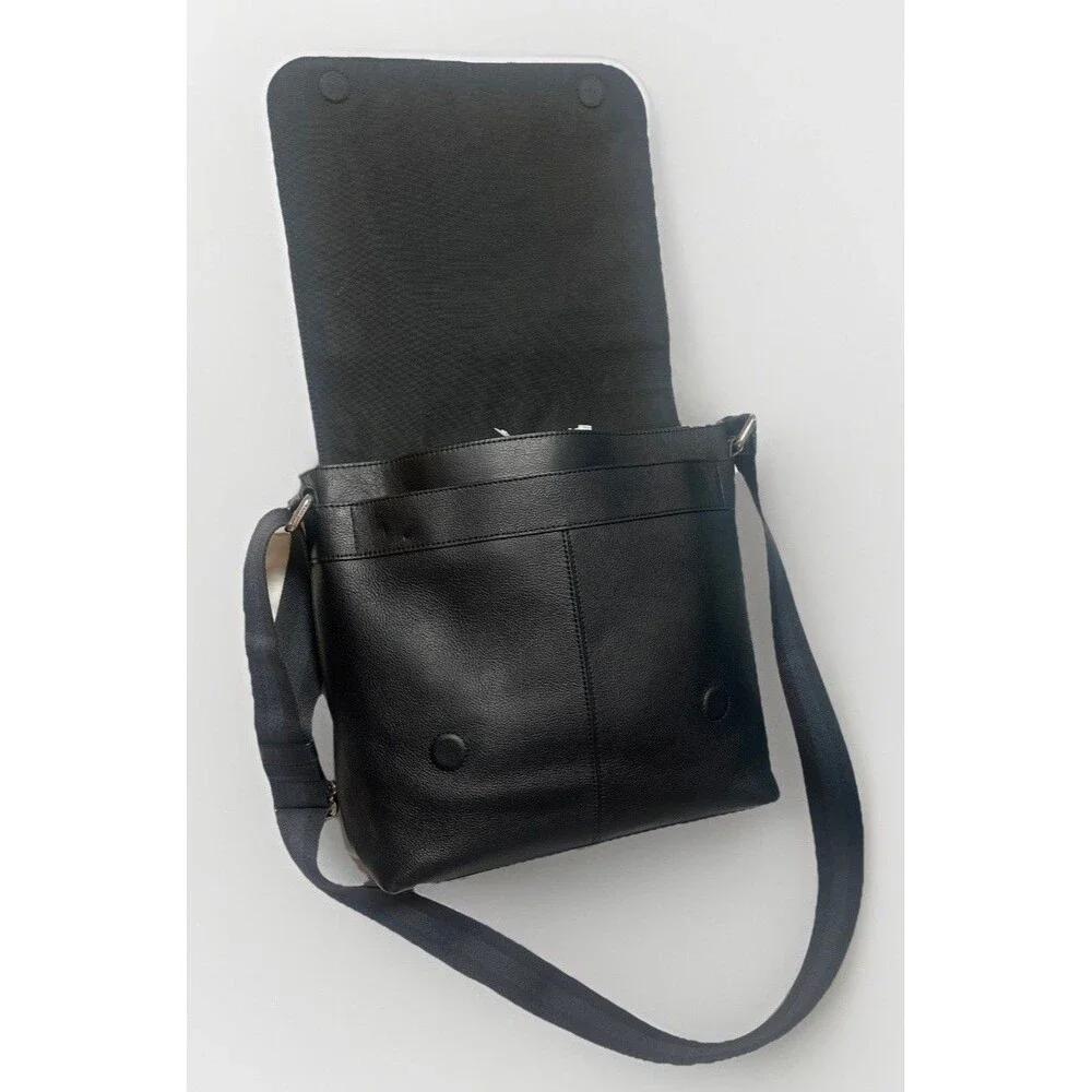Coach pre owned