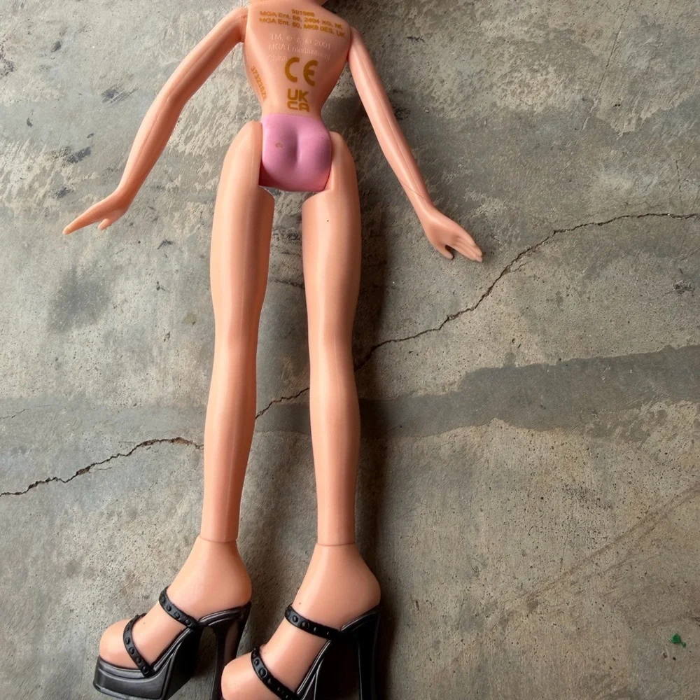 Bratz this stylish