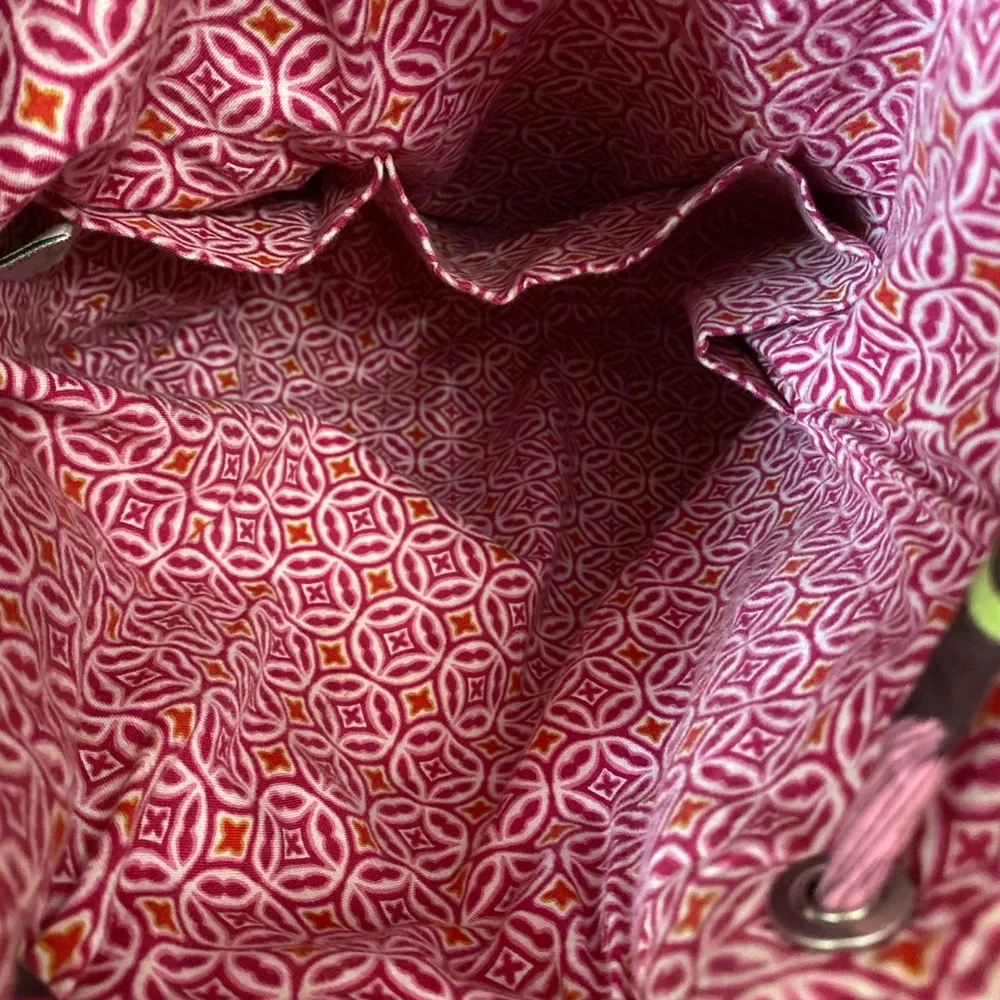 Vera Bradley reposhing this
