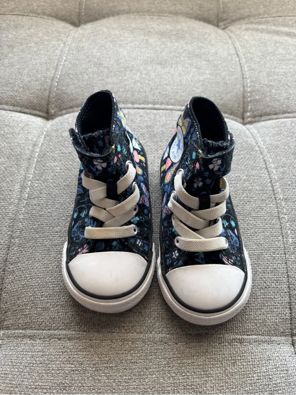 Converse high top