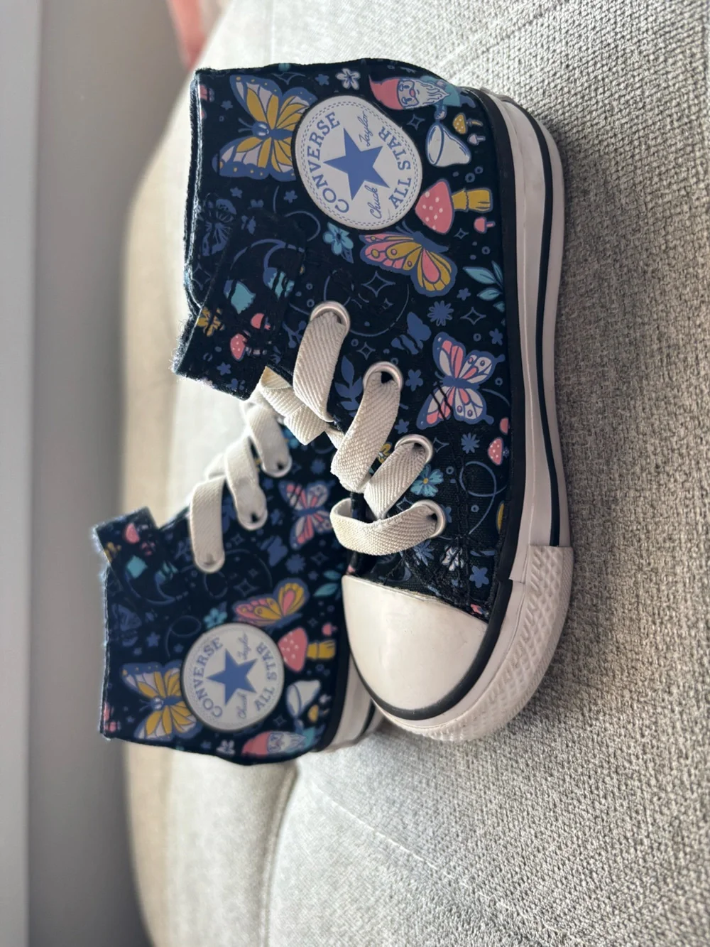 Converse high top