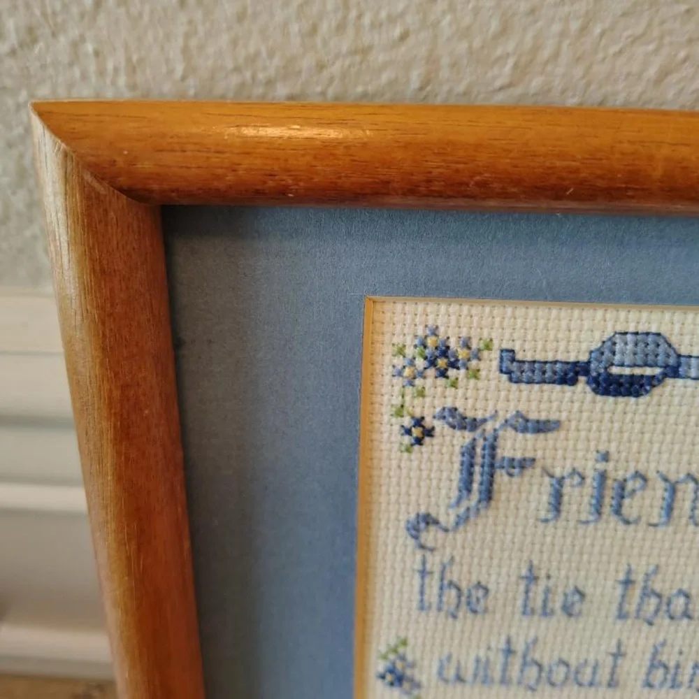 Vtg Cross Stitch Friendship Quote Framed And Matted Picture Wall Hanging Cottage