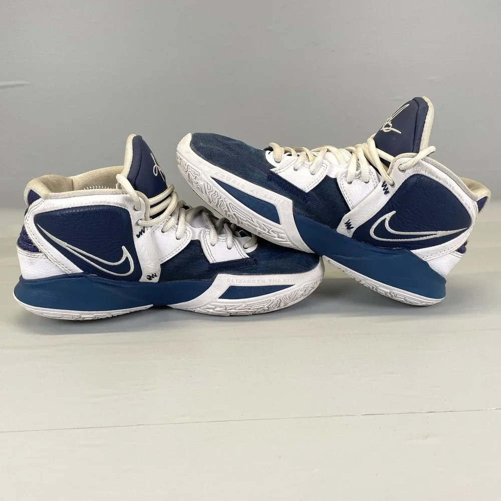 Nike shoes casual