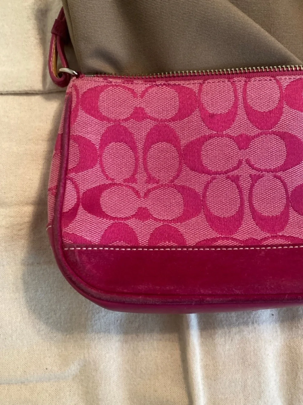Rare Authentic Vintage Coach Pink Signature Demi Mini Shoulder Bag – Style 6094