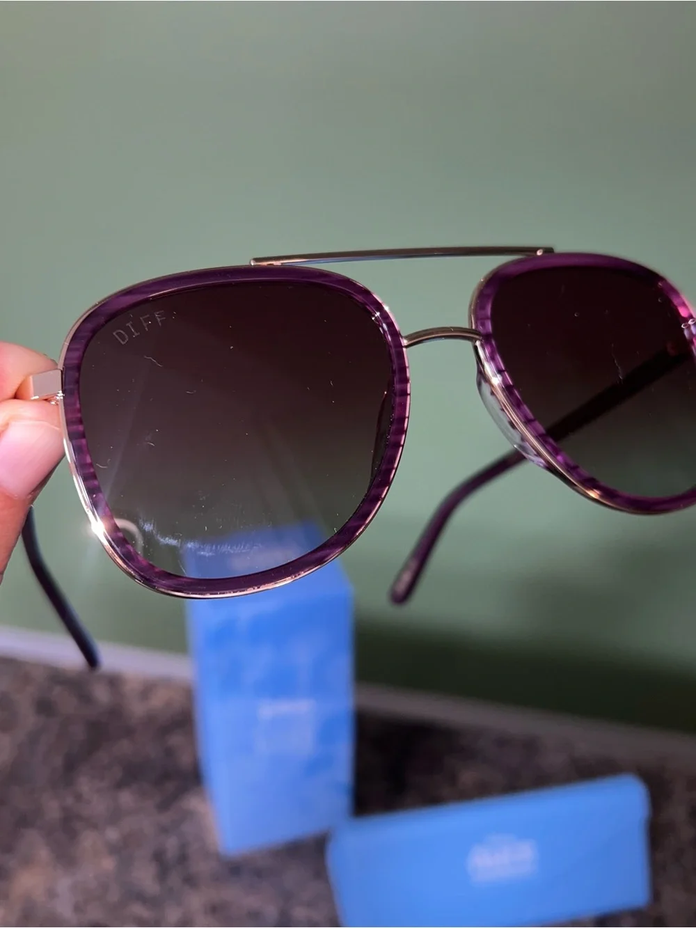 Diff BNIB Alice In Wonderland Cheshire Cat Purple Pink Gradient Sunglasses