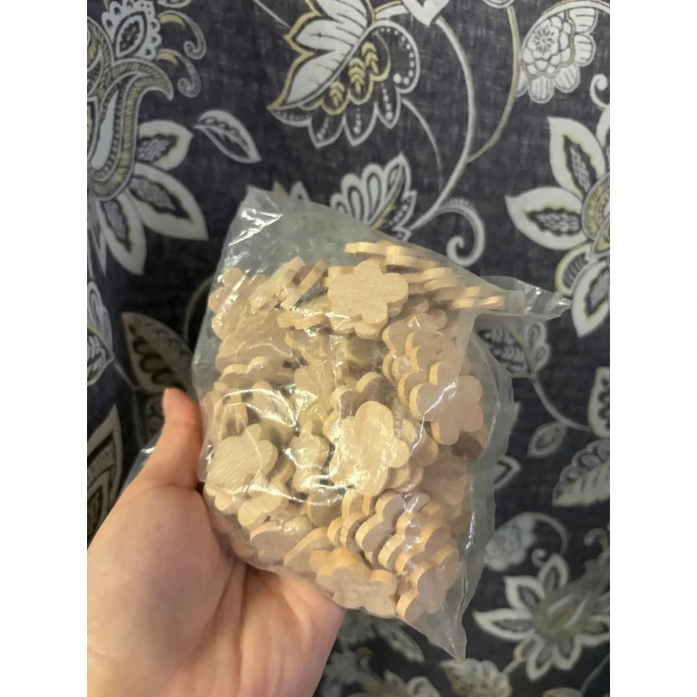 Unbranded bulk lot