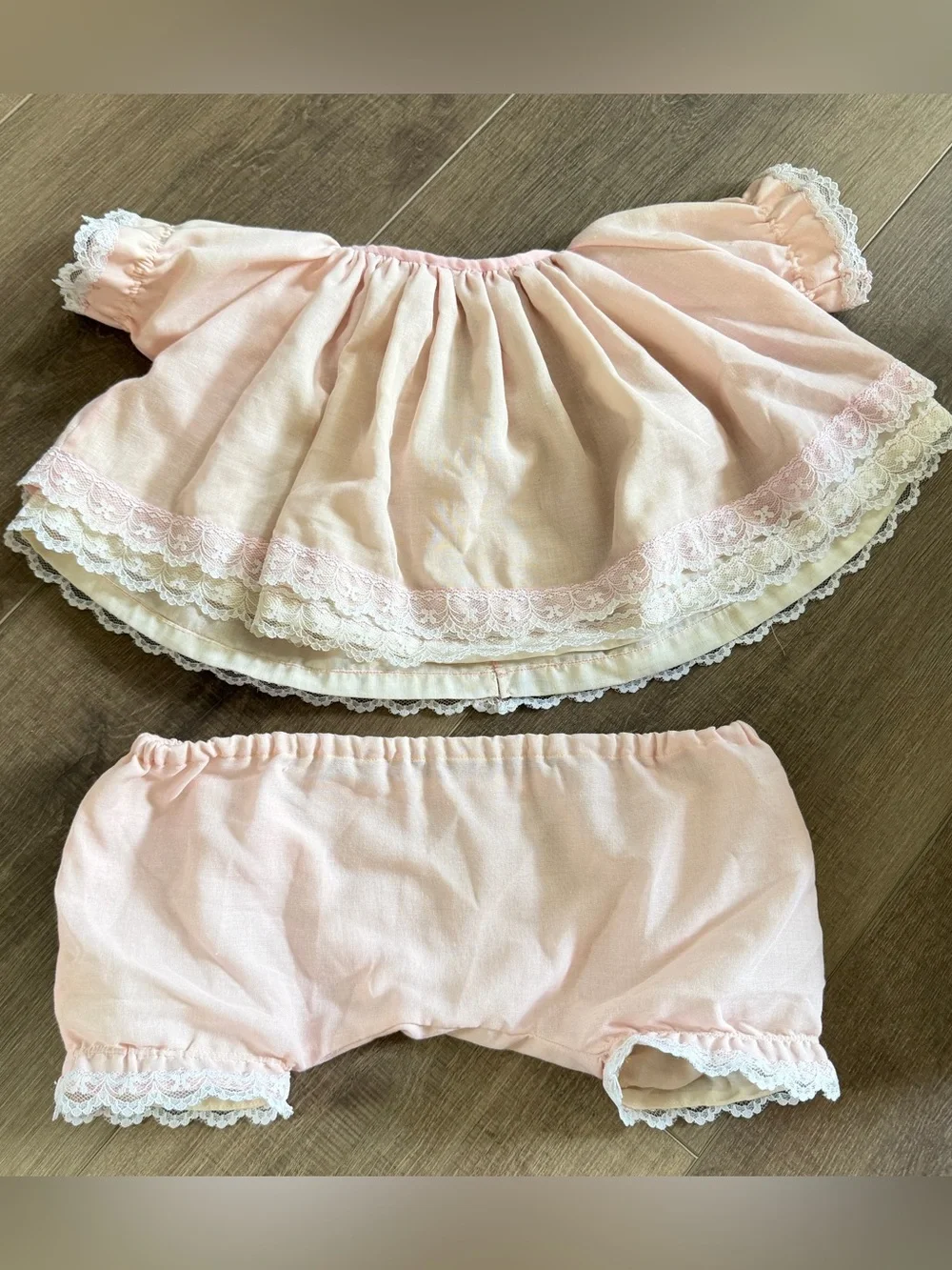 Unbranded this handcrafted