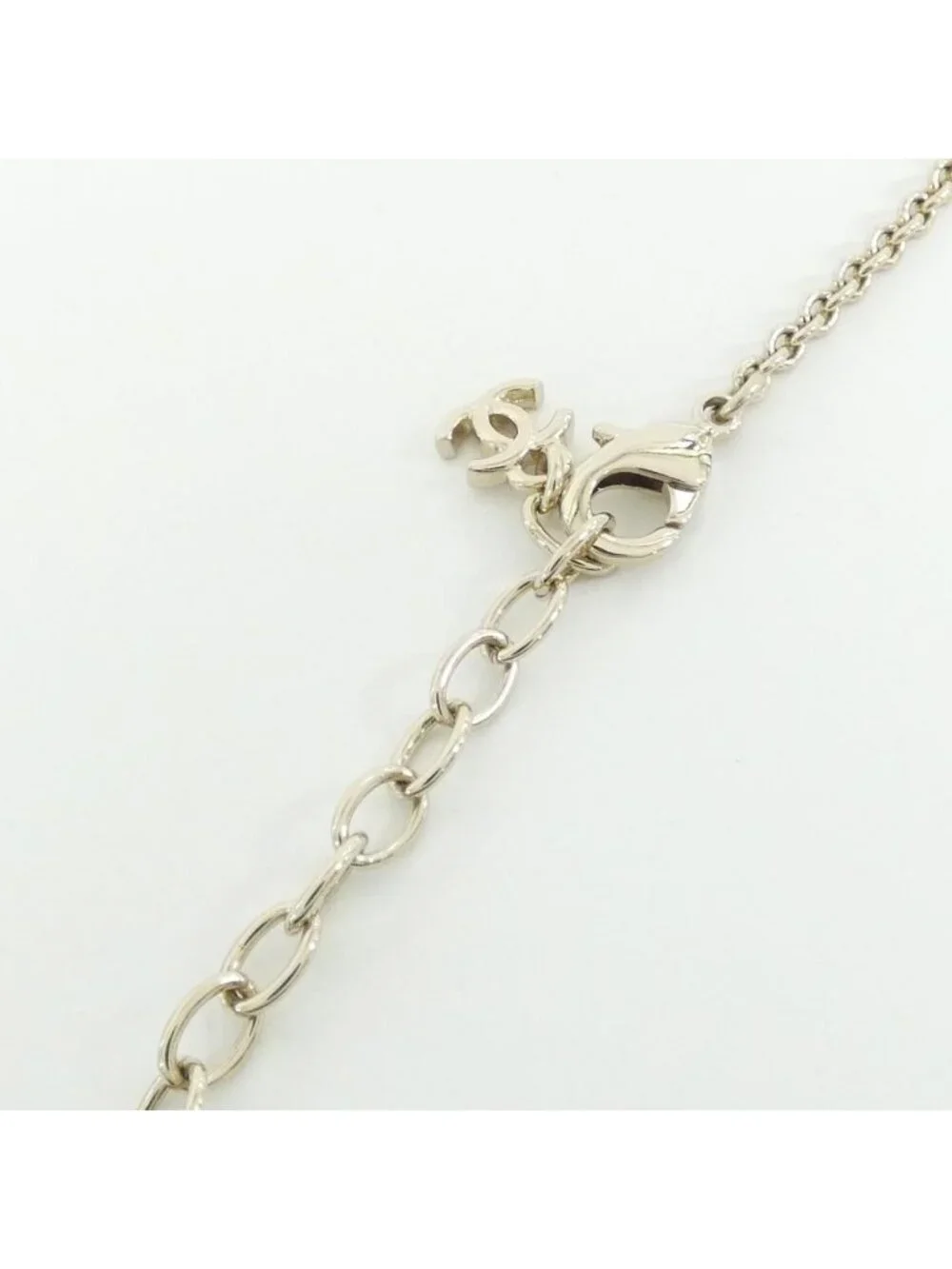 Chanel Necklace Gold
