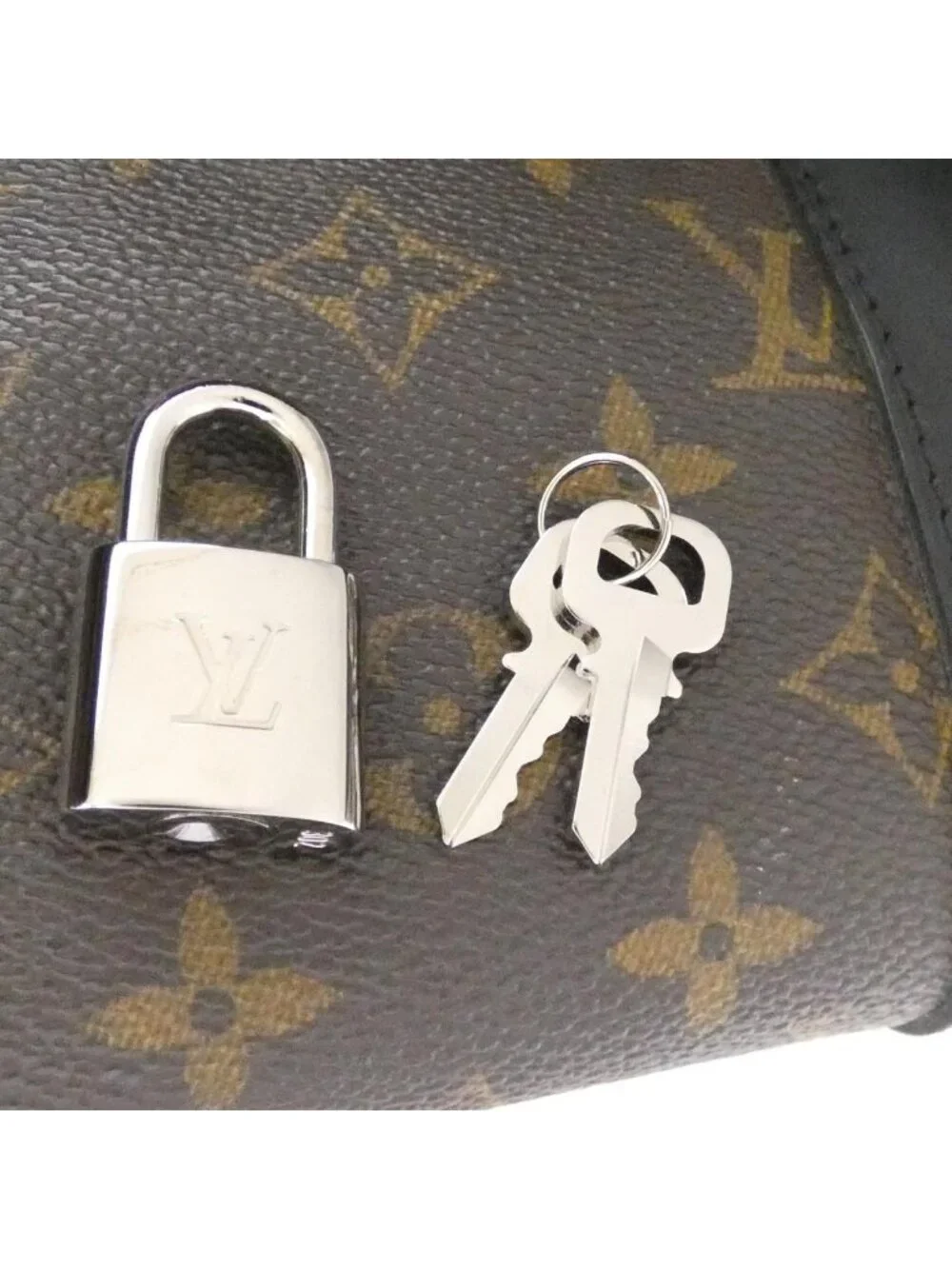 Louis Vuitton this authentic
