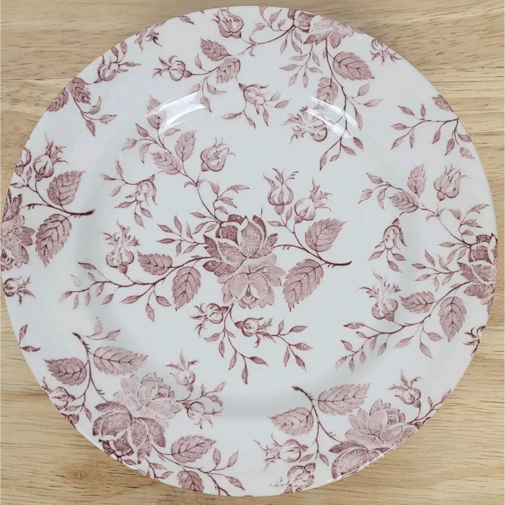 England Ironstone Tableware (EIT) set eit