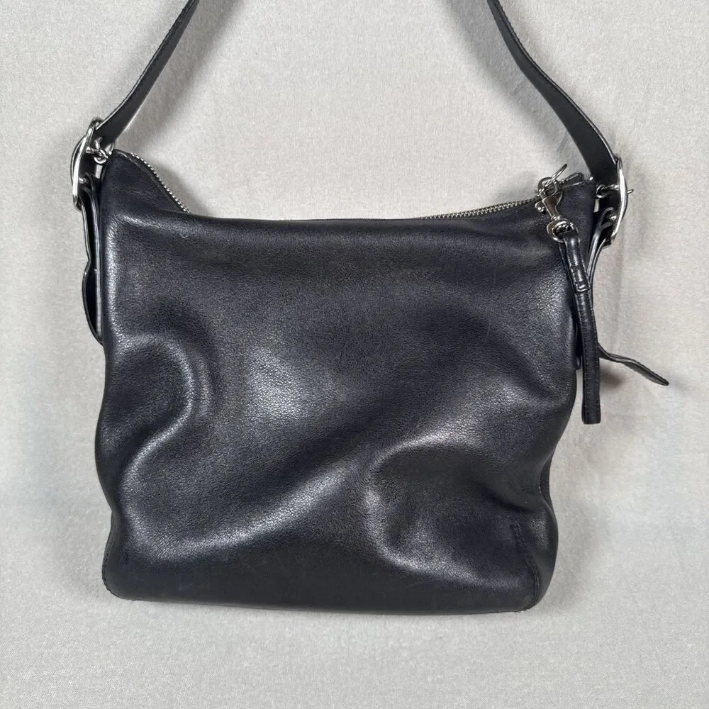 Coach wear zipper