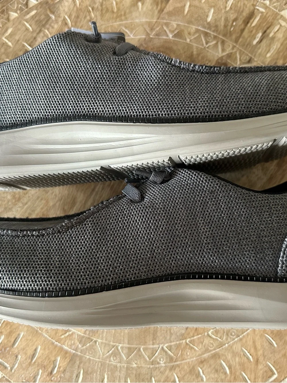Skechers vegan men