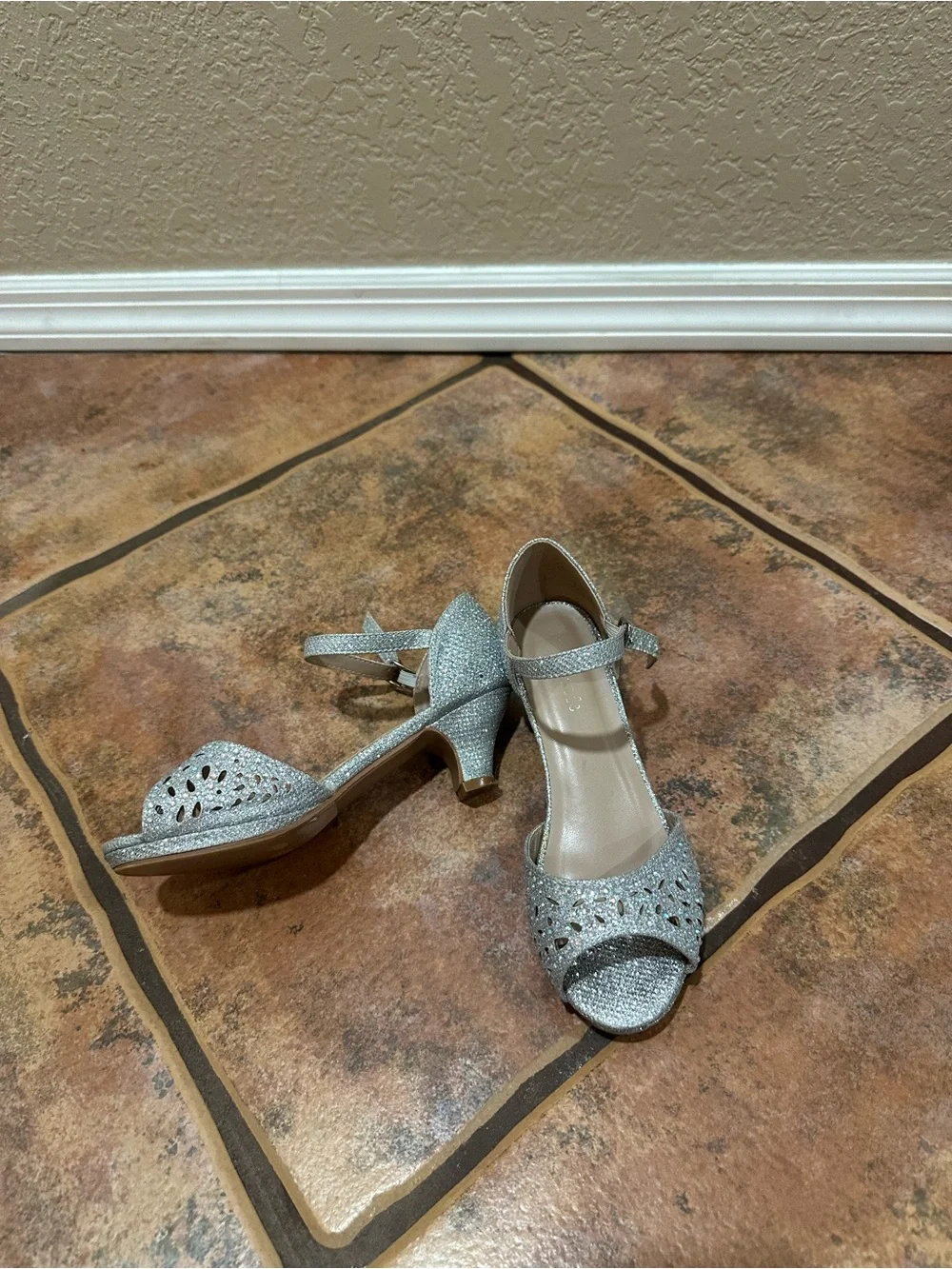 Girls Silver Glitter Dress Heels | Size 13