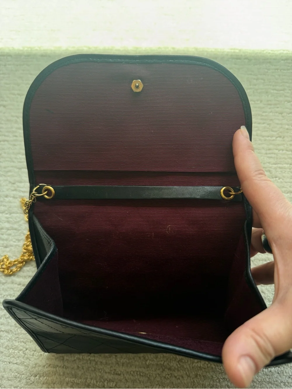 CHANEL comes free