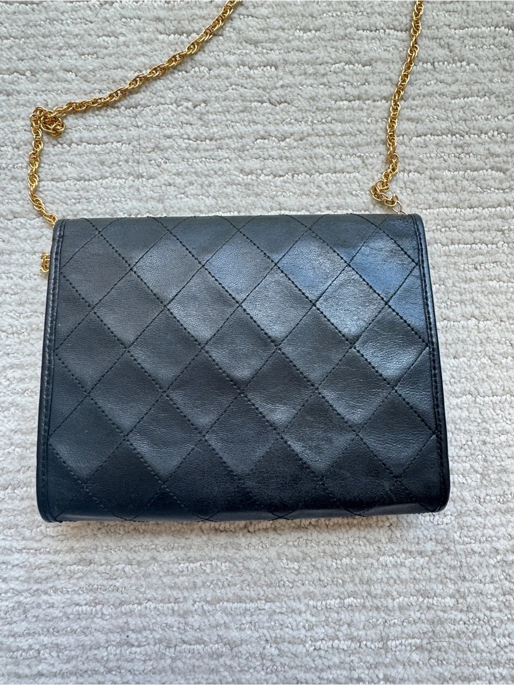 CHANEL comes free