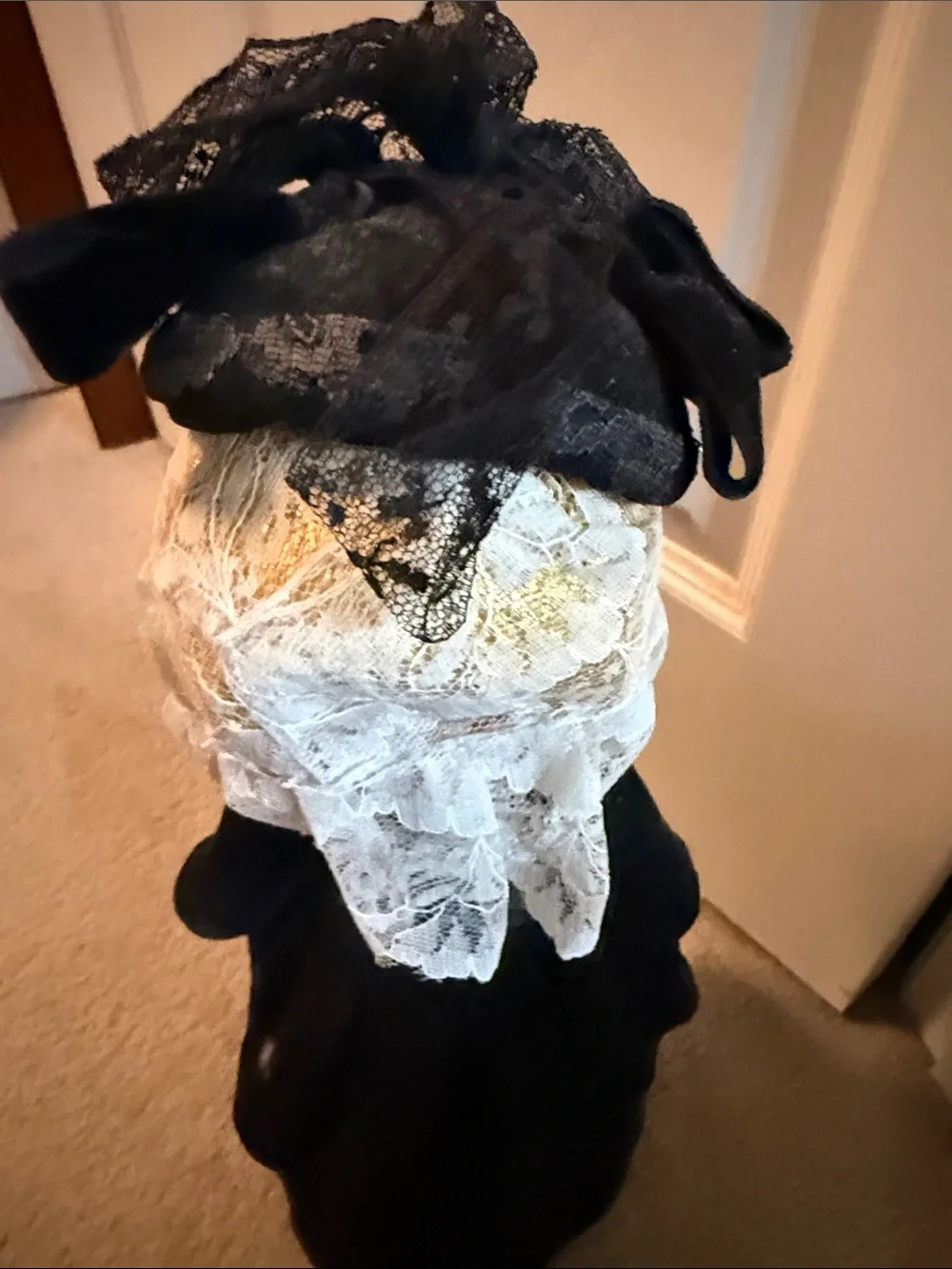 N/A charming black