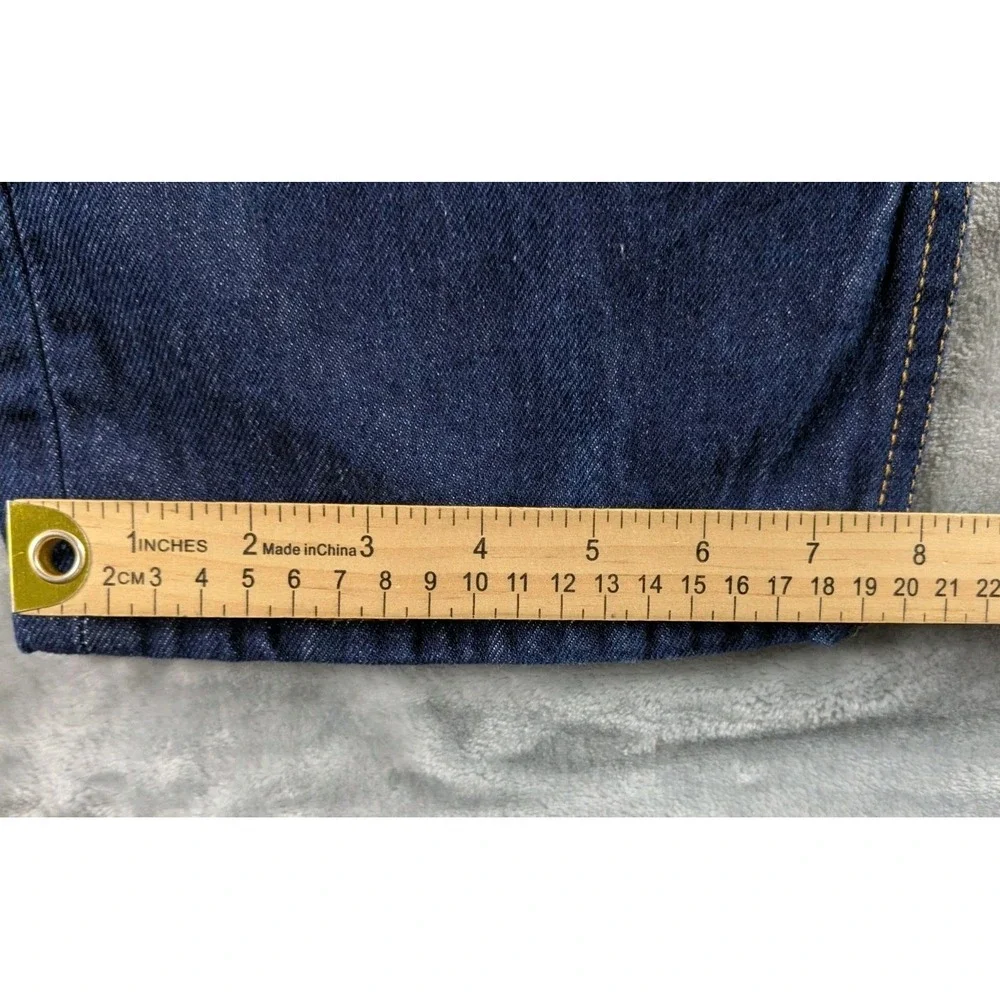Levis size tag