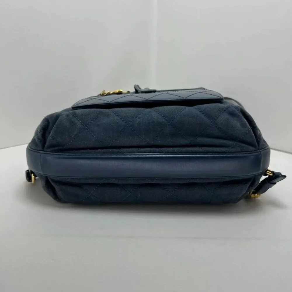 CHANEL brand color